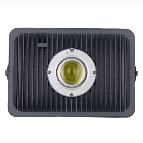 你還在傻傻分不清LED投光燈與泛光燈？